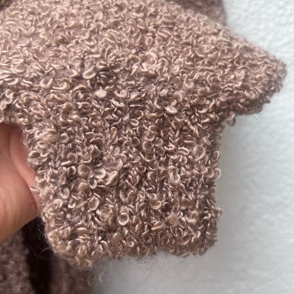 Vintage Adele Joyce Sweather - Picture 7 of 9